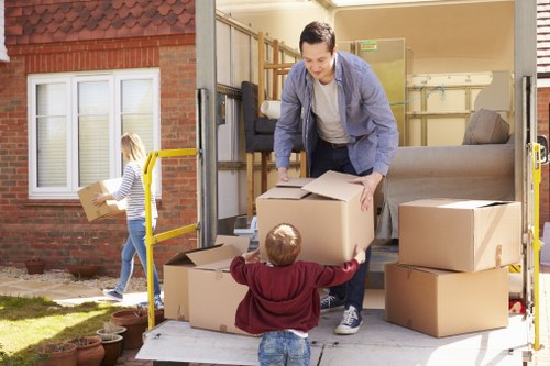 Removals and storage services in Lamorbey for home moving
