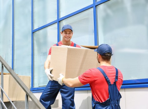 Pricing discussion for Lamorbey Storage with moving items